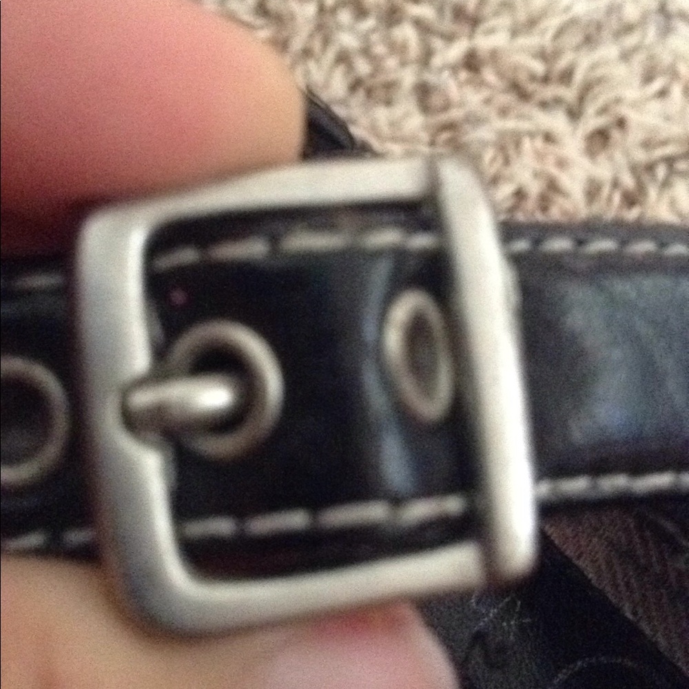 Shoes - Picture 4 of 6